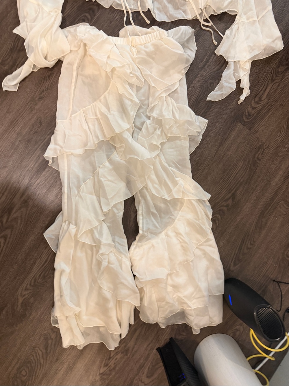 NWT Cirila Ruffle Pants Set - Picture 6 of 7